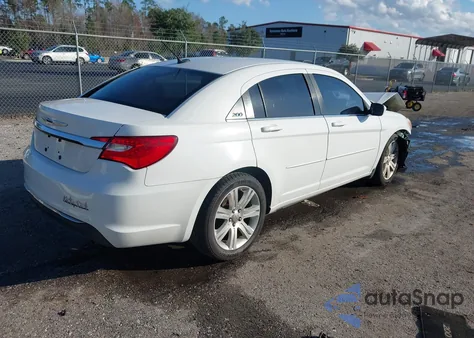 2013 Chrysler 200 Touring из США, поврежденный, VIN 1C3CCBBB1DN732553